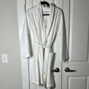 LAURENCE TAVERNIER Ivoire Pelgnoir Court Robe size medium